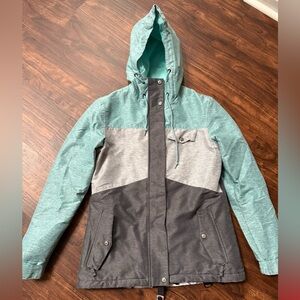 Zumiez Aperture Women’s Ski and Snowboarding Jacket